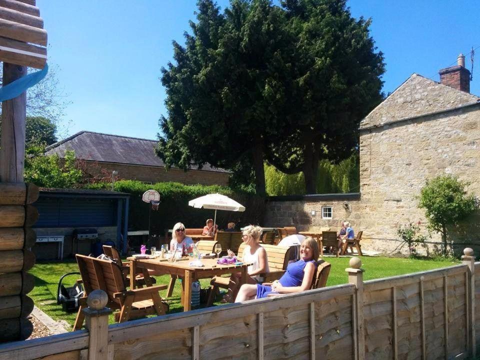 The Manners Pub With Rooms Bakewell Bagian luar foto